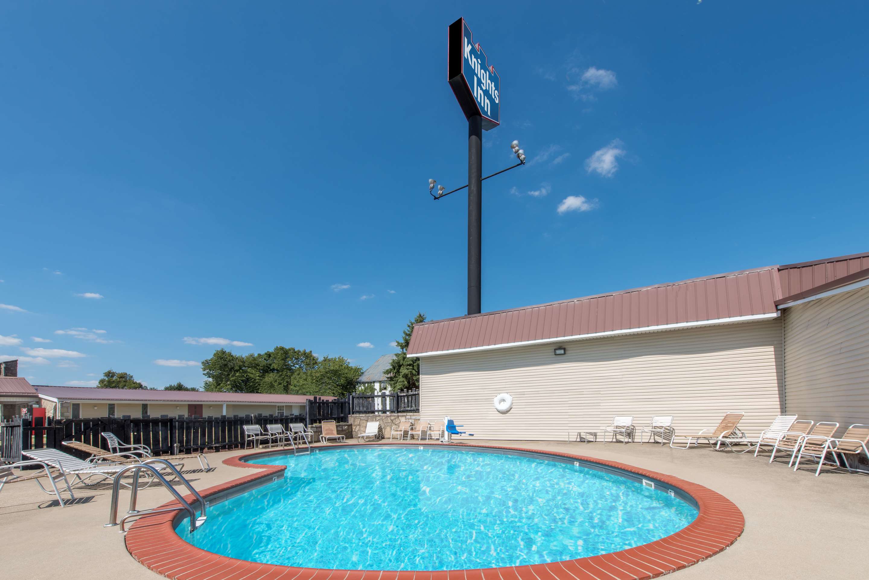 Knights Inn Lexington