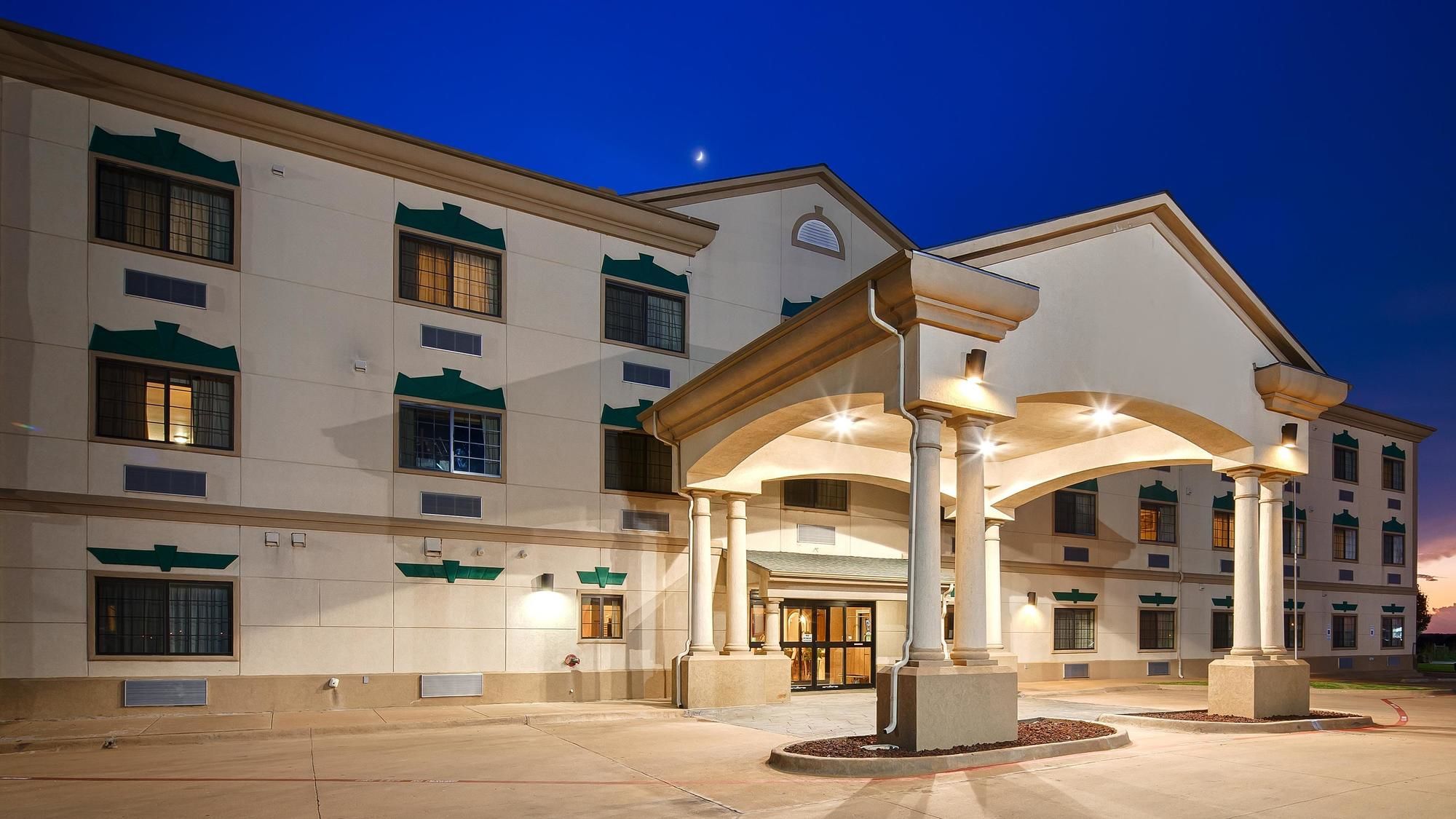 Discount Coupon for Best Western Henrietta Inn & Suites in Henrietta