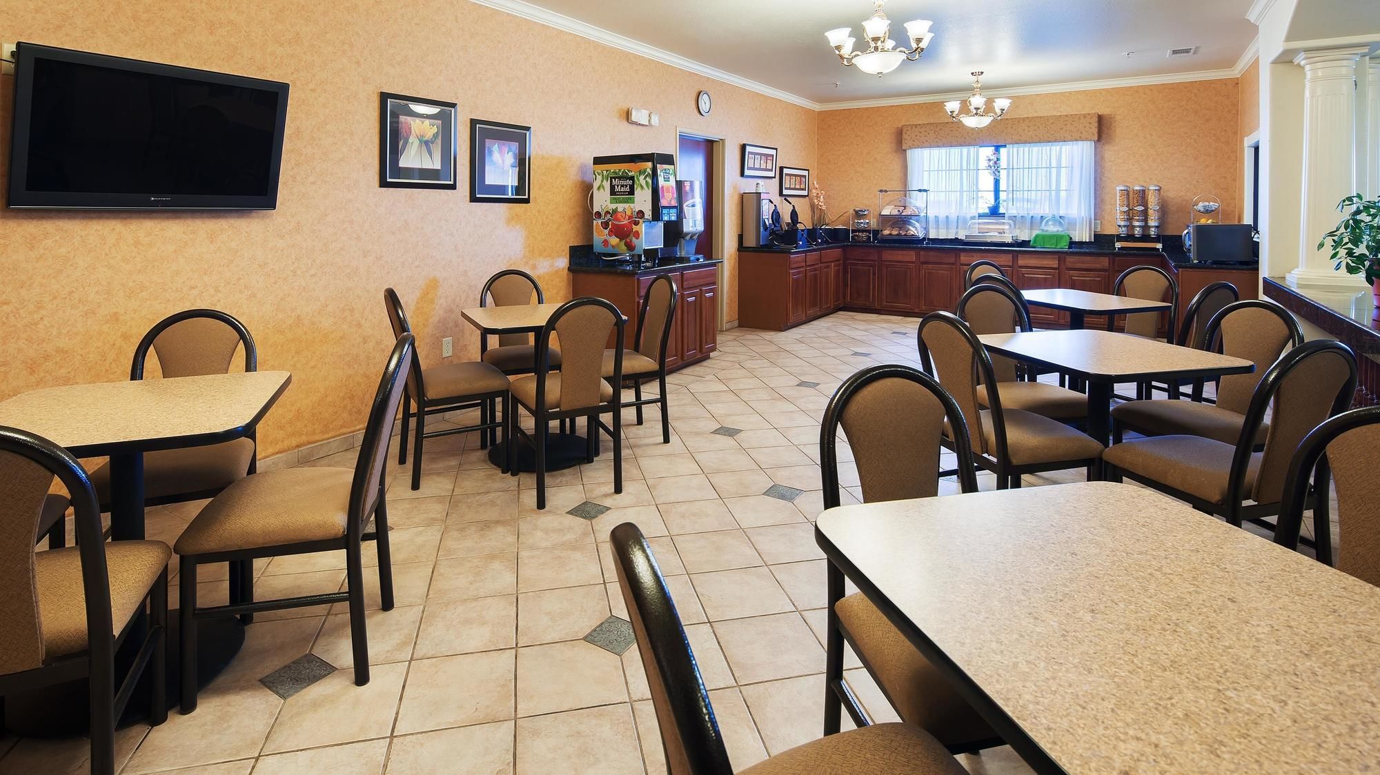 Discount Coupon for Best Western Henrietta Inn & Suites in Henrietta