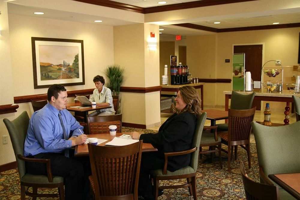 Discount Coupon for Hampton Inn Middletown in Middletown, Delaware