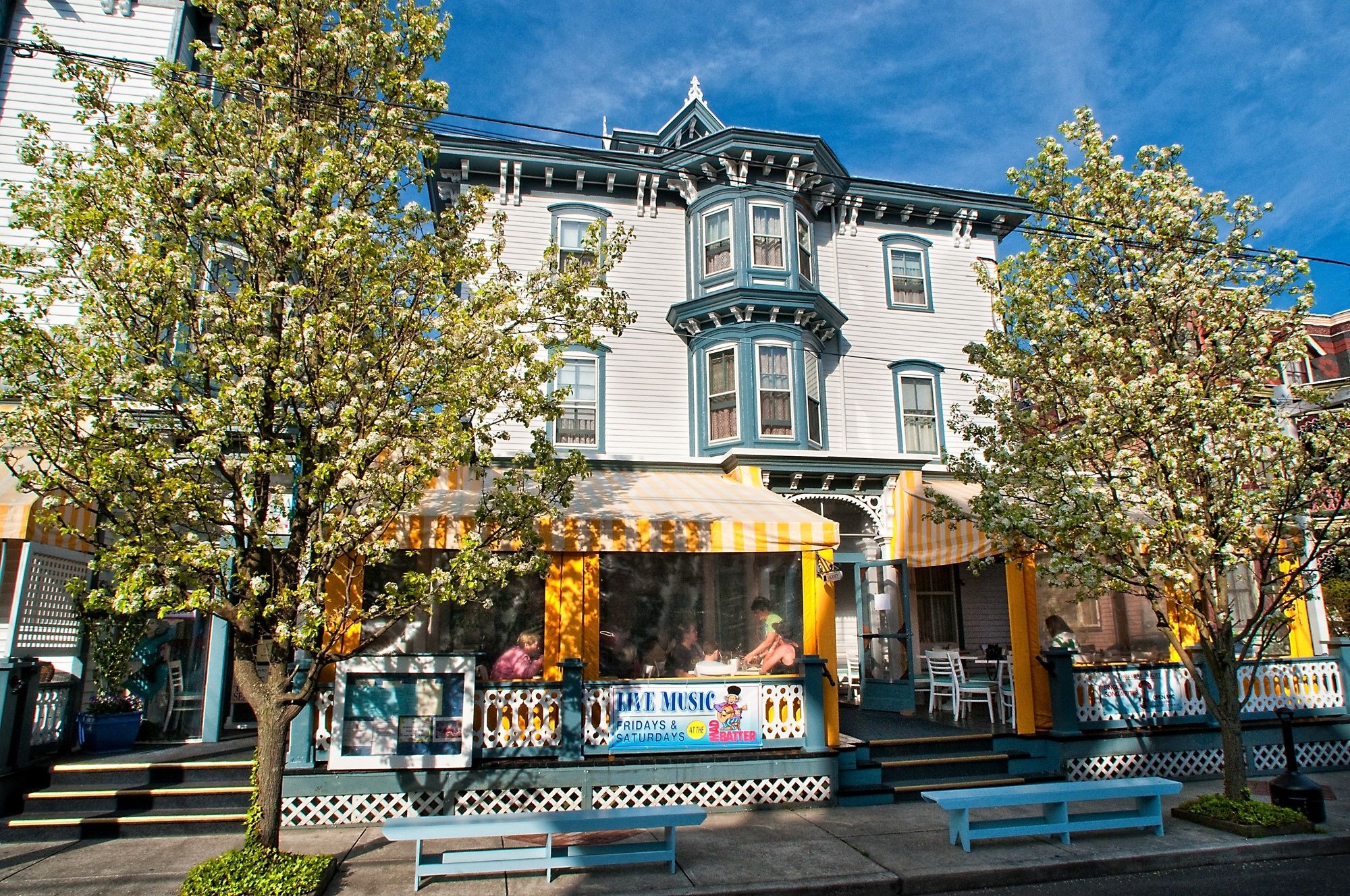 Discount Coupon for Carroll Villa Hotel in Cape May, New Jersey Save