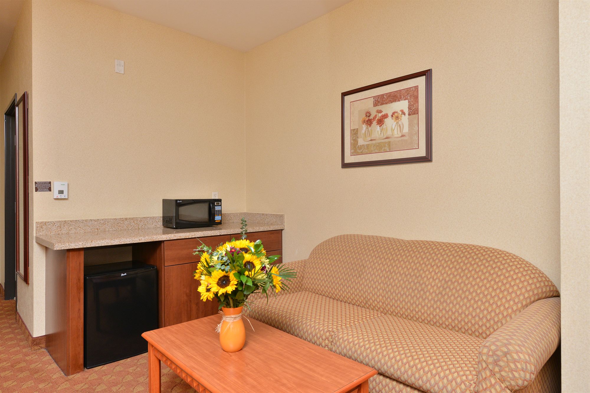 Comfort Inn & Suites Las Vegas - Nellis in Las Vegas, NV