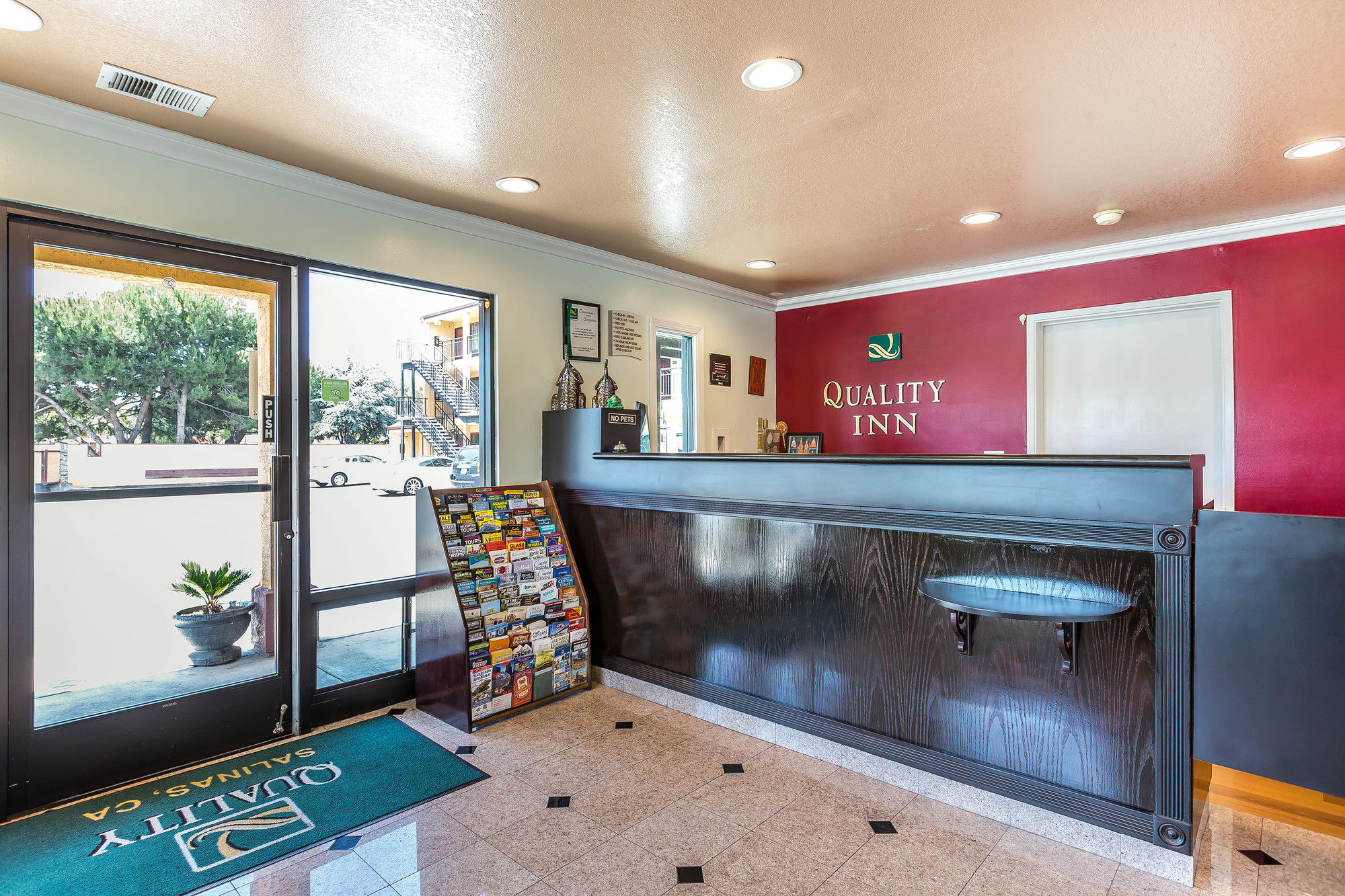 Salinas Hotel Coupons for Salinas, California