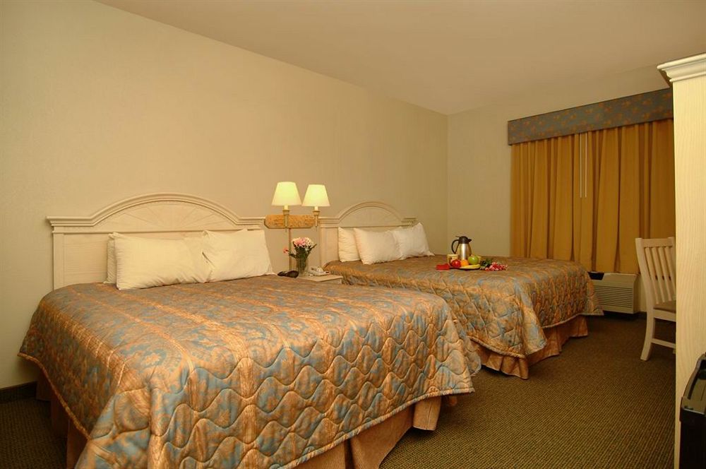 Discount Coupon for Aspen Hotel & Suites in Ft Smith, Arkansas Save