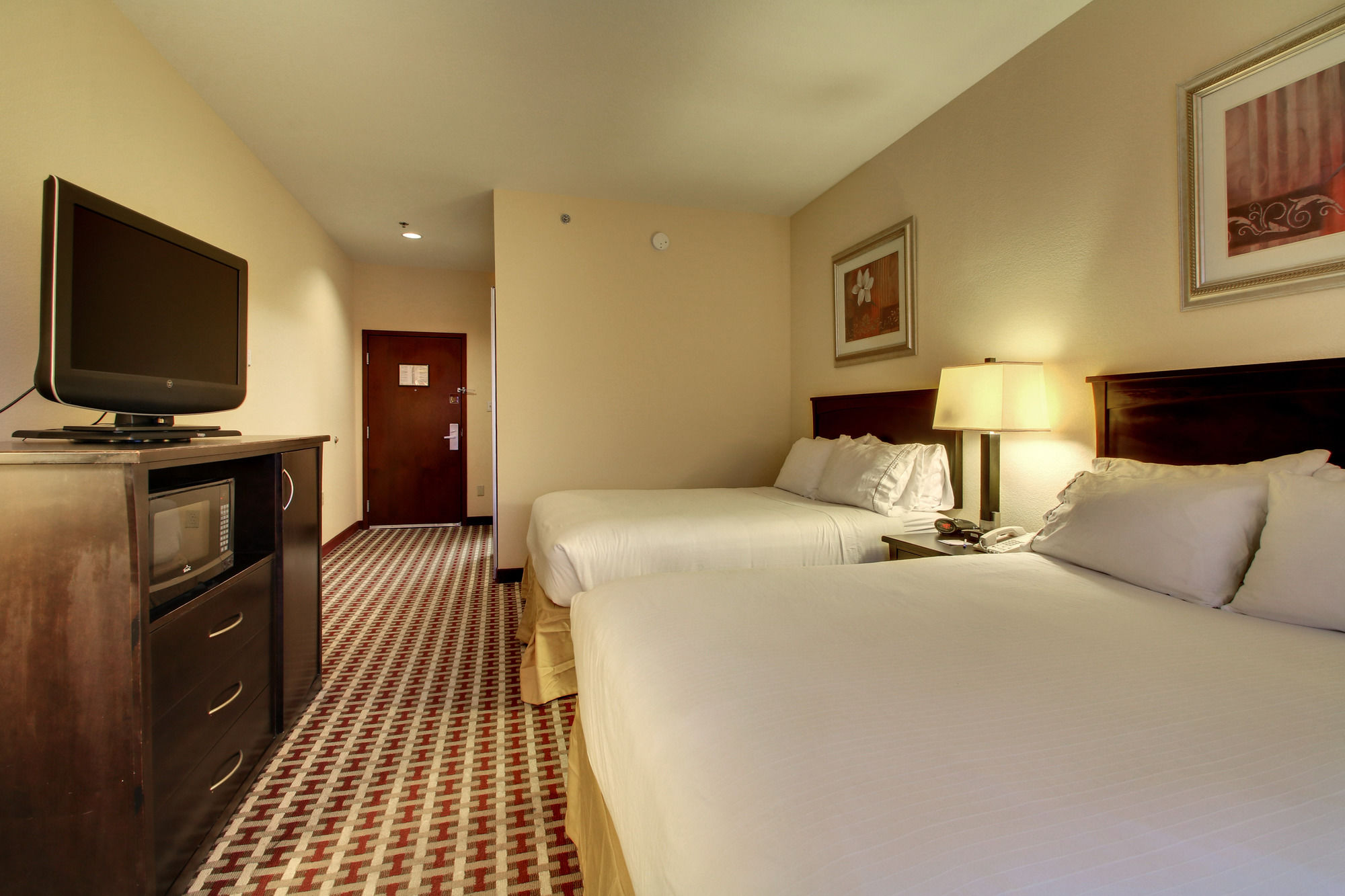 Discount Coupon for Holiday Inn Express Hotel & Suites Laurel in Laurel