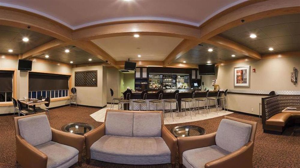 Crowne Plaza Cincinnati Blue Ash in Cincinnati, OH