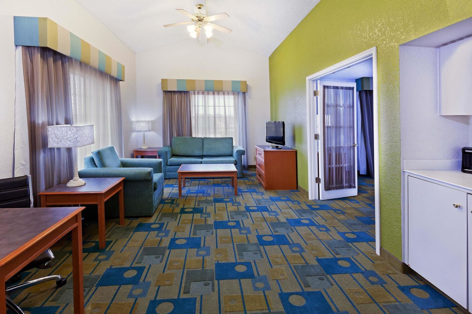 Discount Coupon for La Quinta Inn Amarillo West/Medical Center in