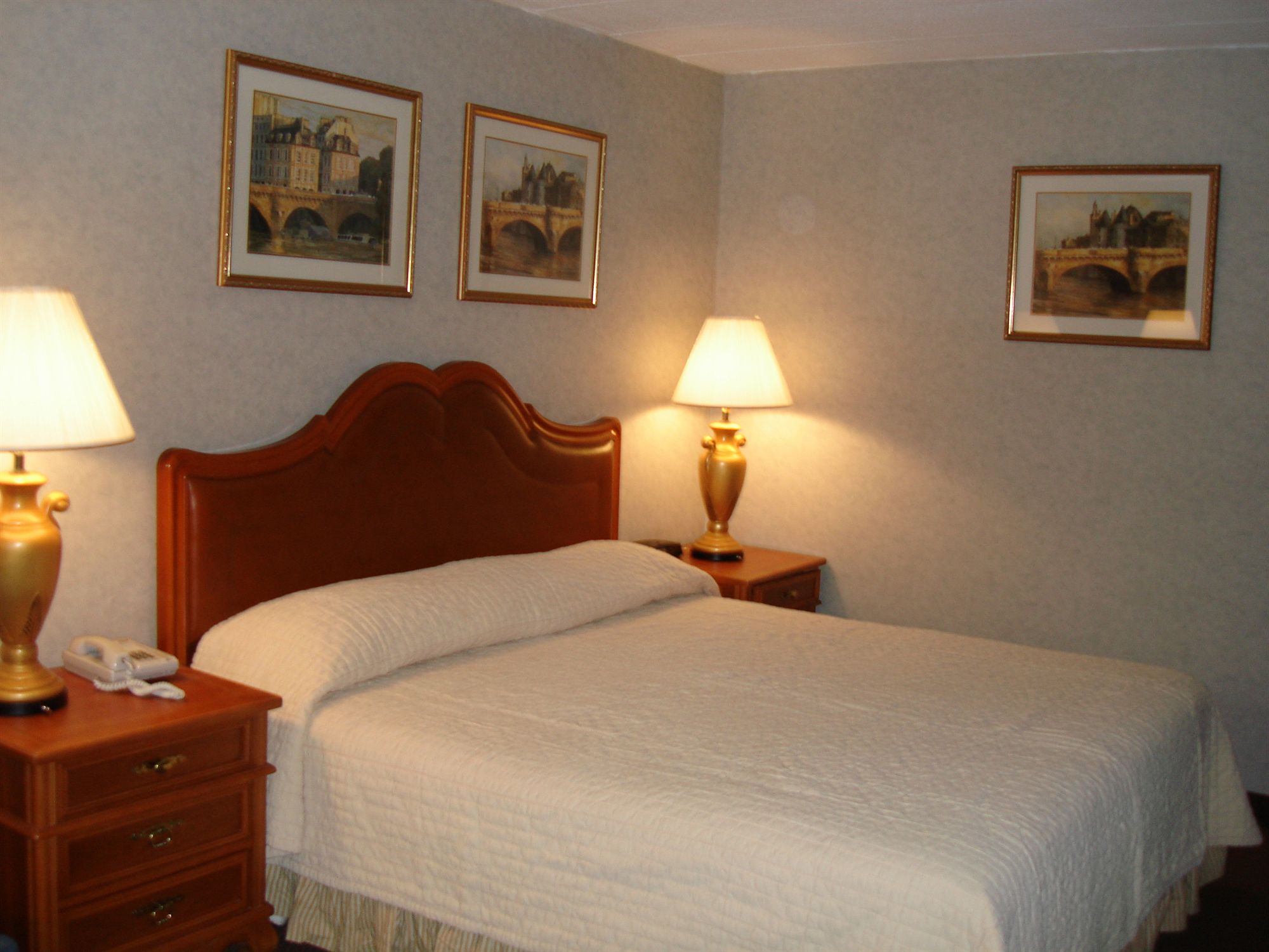 A Victory Inn & Suites- Muskegon in Muskegon, MI