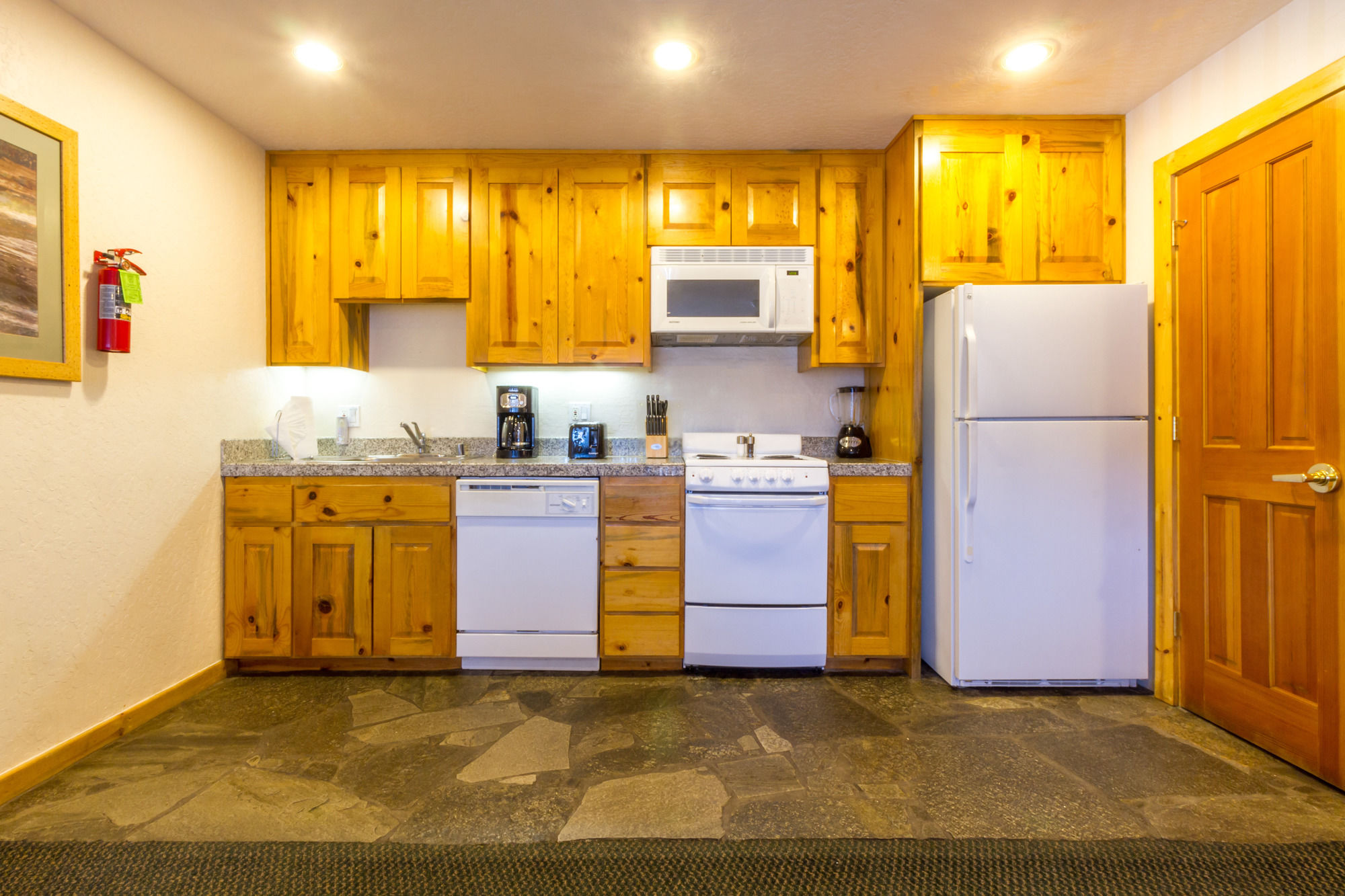 Discount Coupon for Red Wolf Lodge At Squaw Valley in Olympic Valley