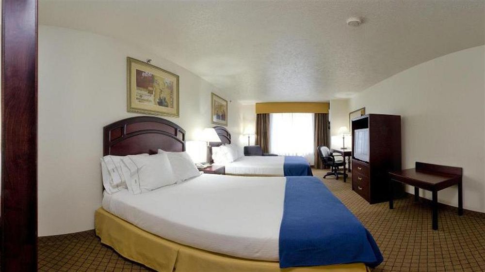 Le Mars Hotel Coupons for Le Mars, Iowa