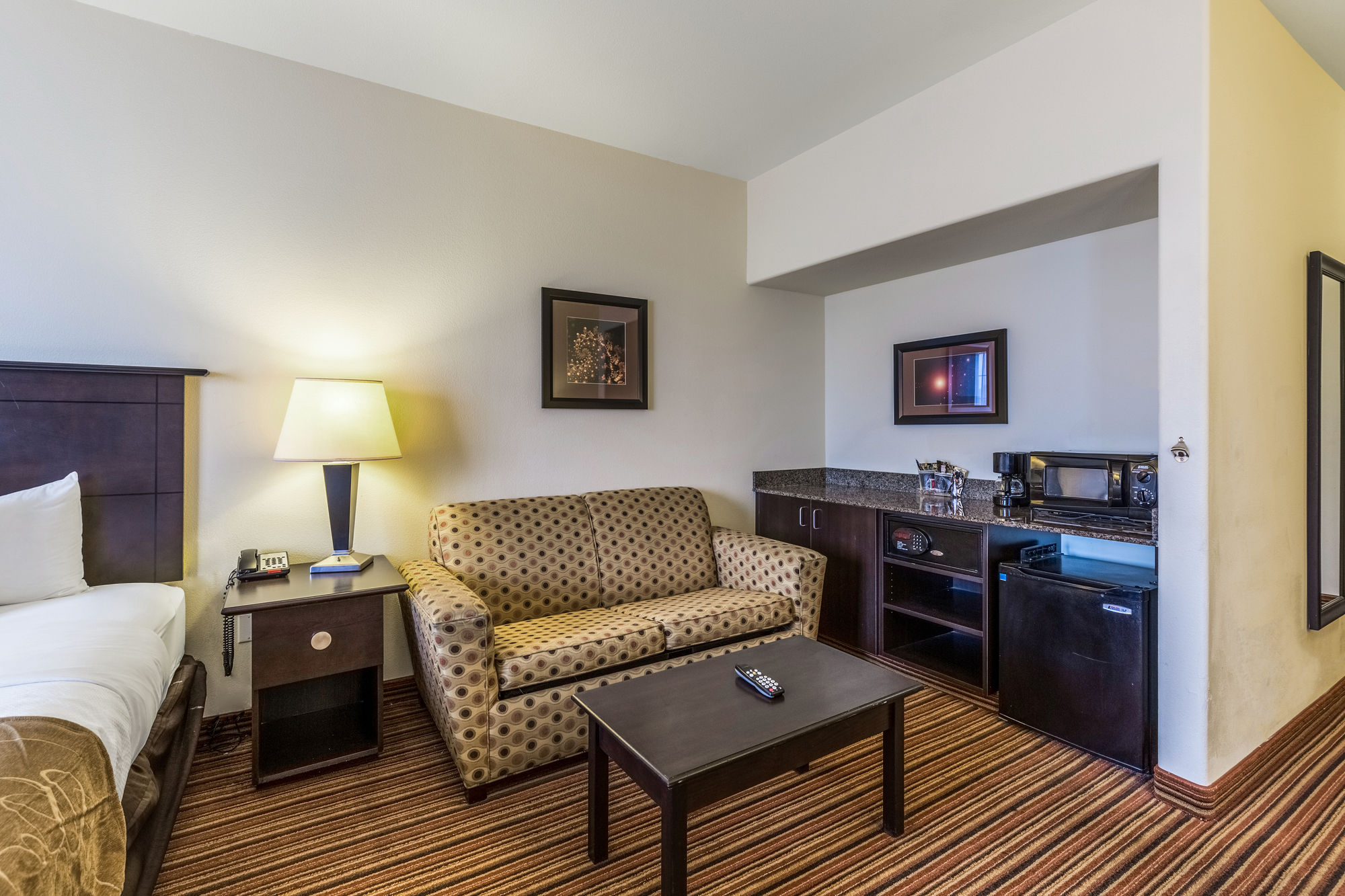 Discount Coupon for Comfort Suites Alexandria in Alexandria, Louisiana