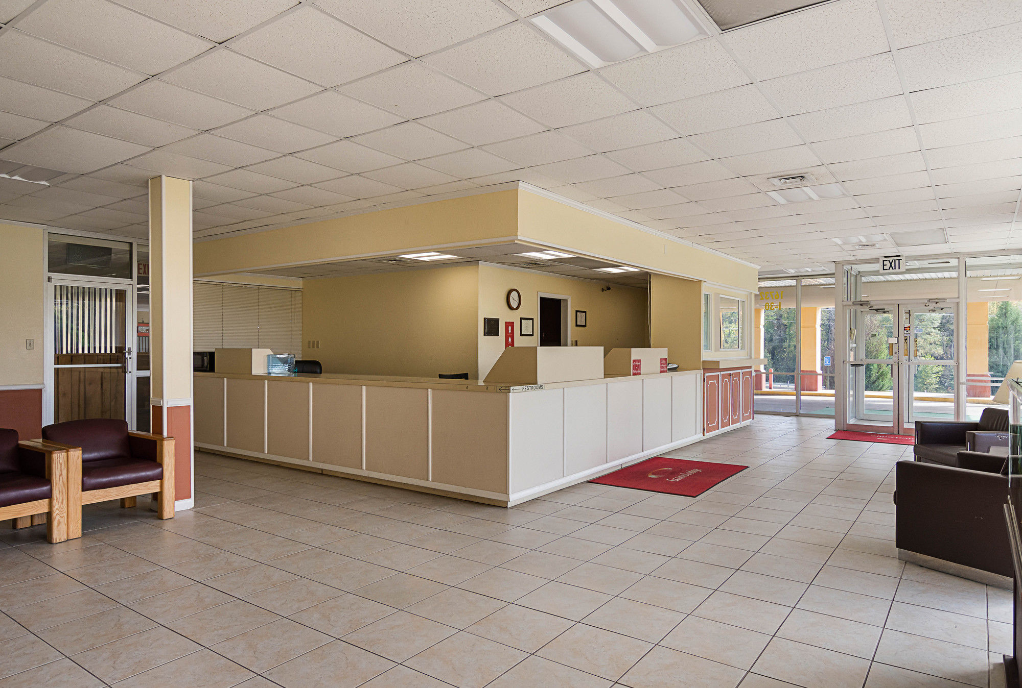 Discount Coupon for Econo Lodge Benton in Benton, Arkansas Save Money!