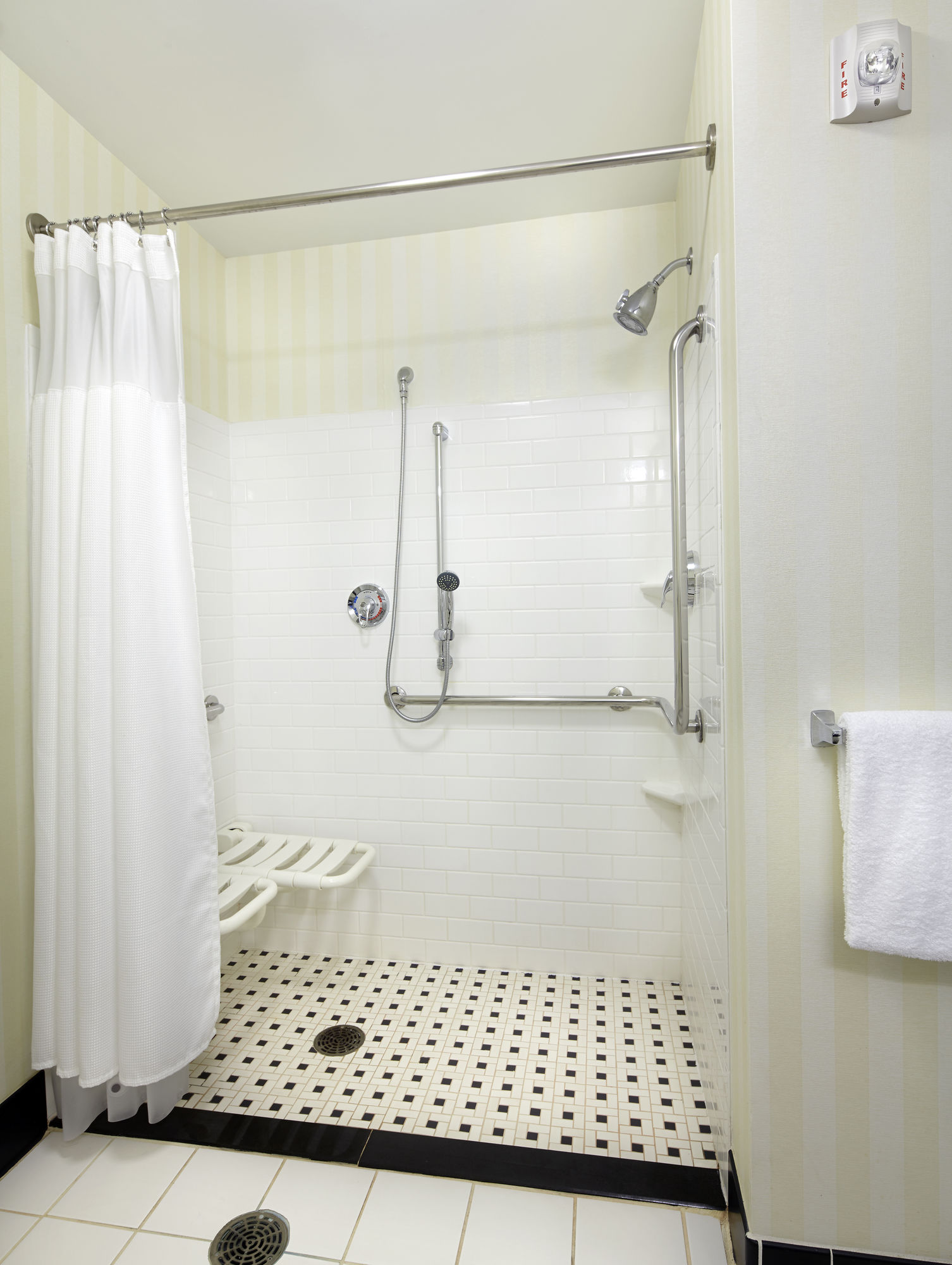 Discount Coupon for Fairfield Inn & Suites by Marriott Pittsburgh Neville Island in Pittsburgh