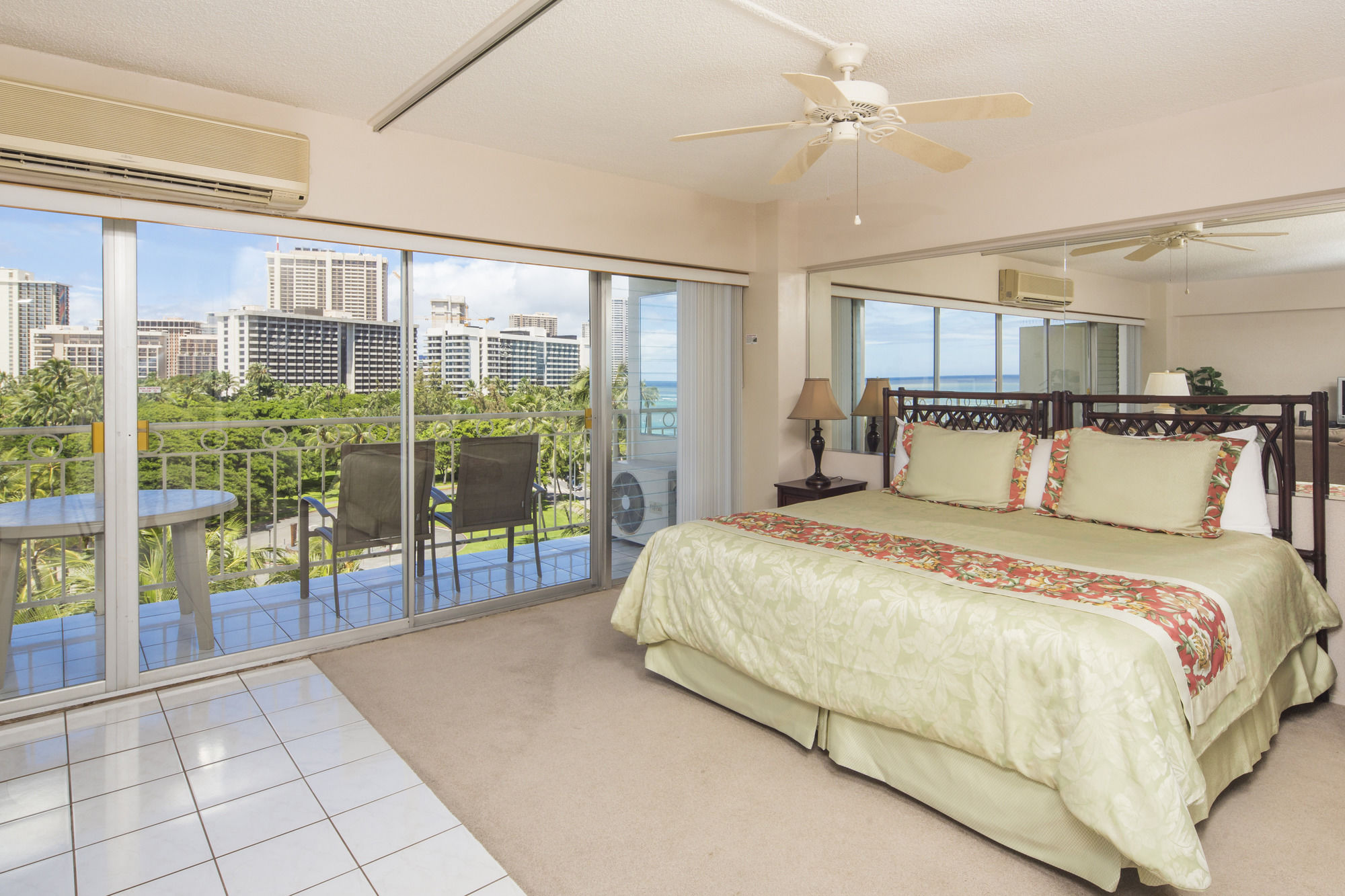 Discount Coupon for Castle Waikiki Shore in Honolulu, Hawaii Save Money!