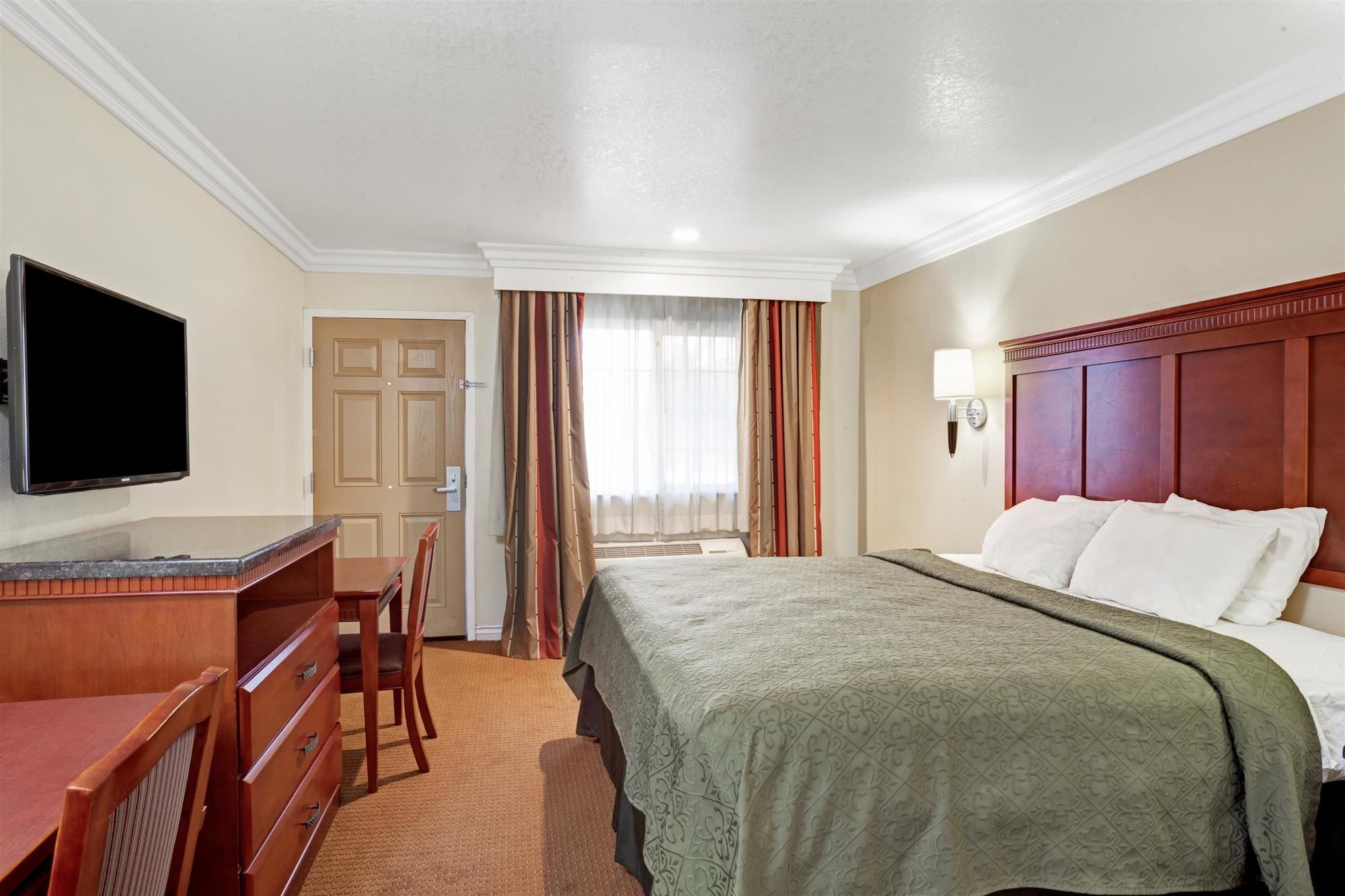 Super 8 Cypress Buena Park Area