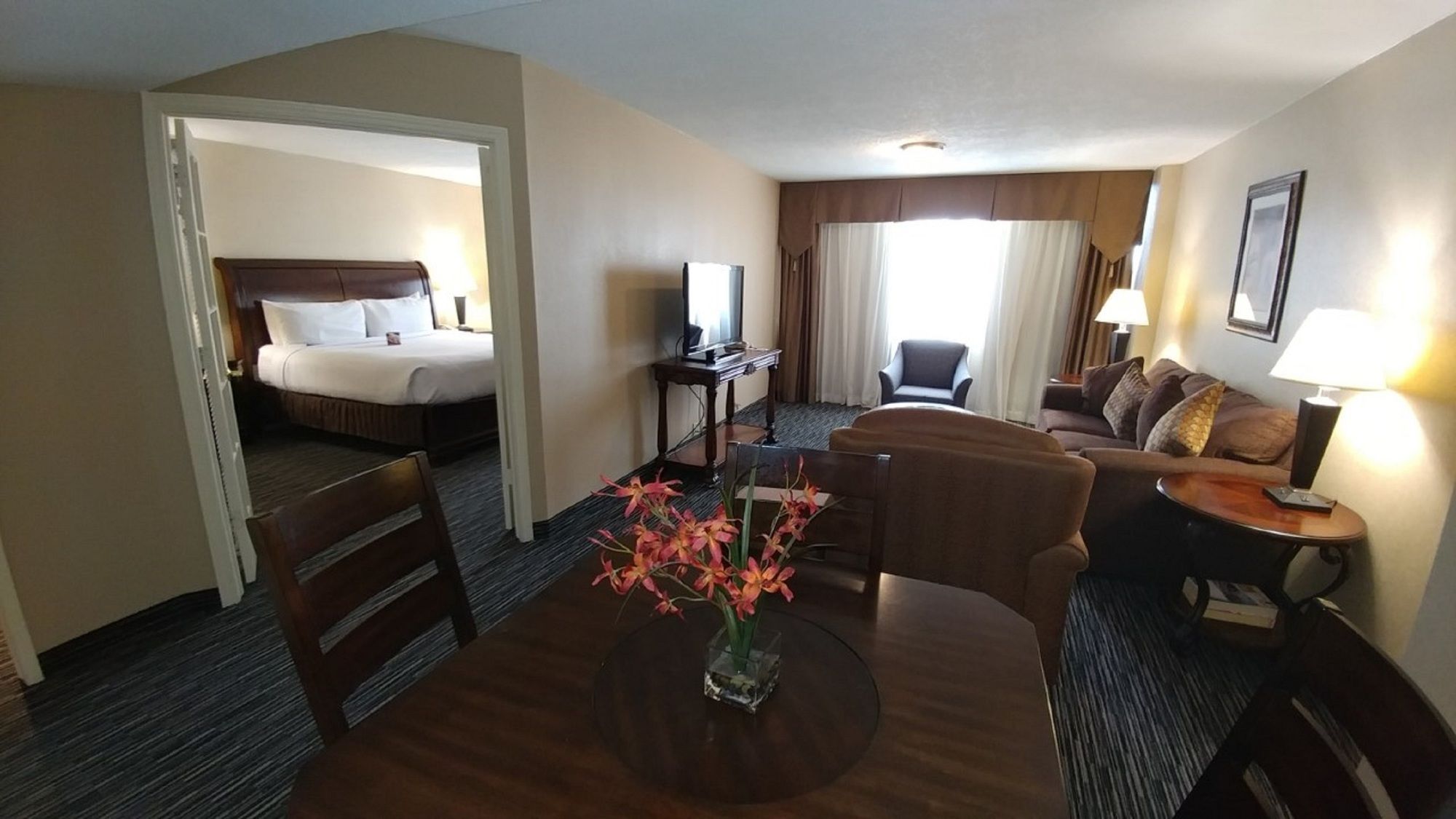 Discount Coupon for Crowne Plaza Hotel Houston near Reliant Medical