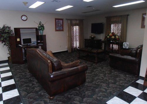 Econo Lodge in Dallas, tx