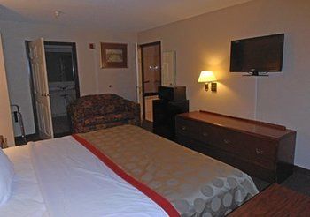 Econo Lodge in Dallas, tx