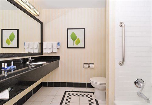 Fairfield Inn & Suites Fort Wayne in Ft Wayne, IN