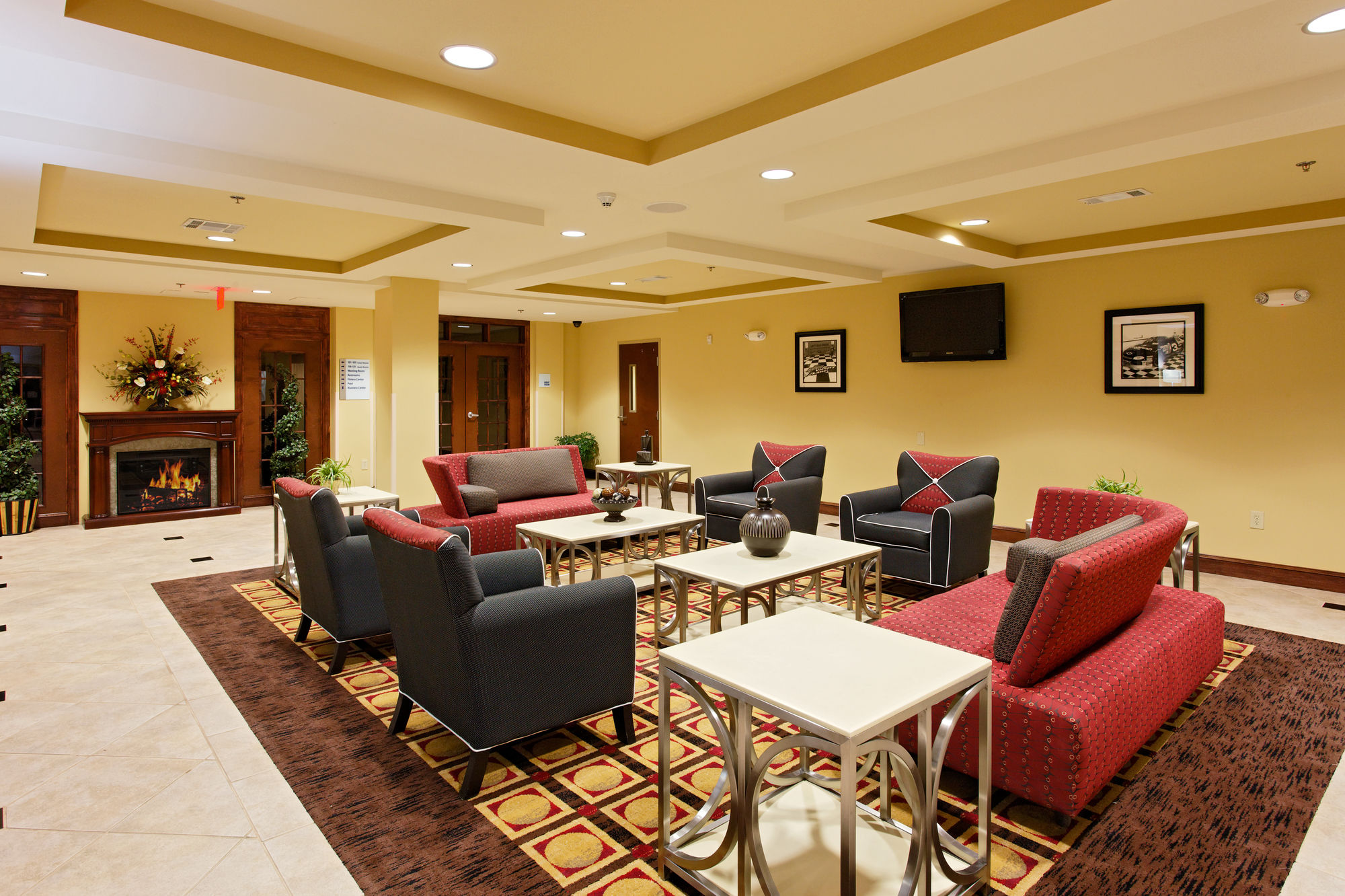 Discount Coupon for Holiday Inn Express Hotel & Suites Talladega in