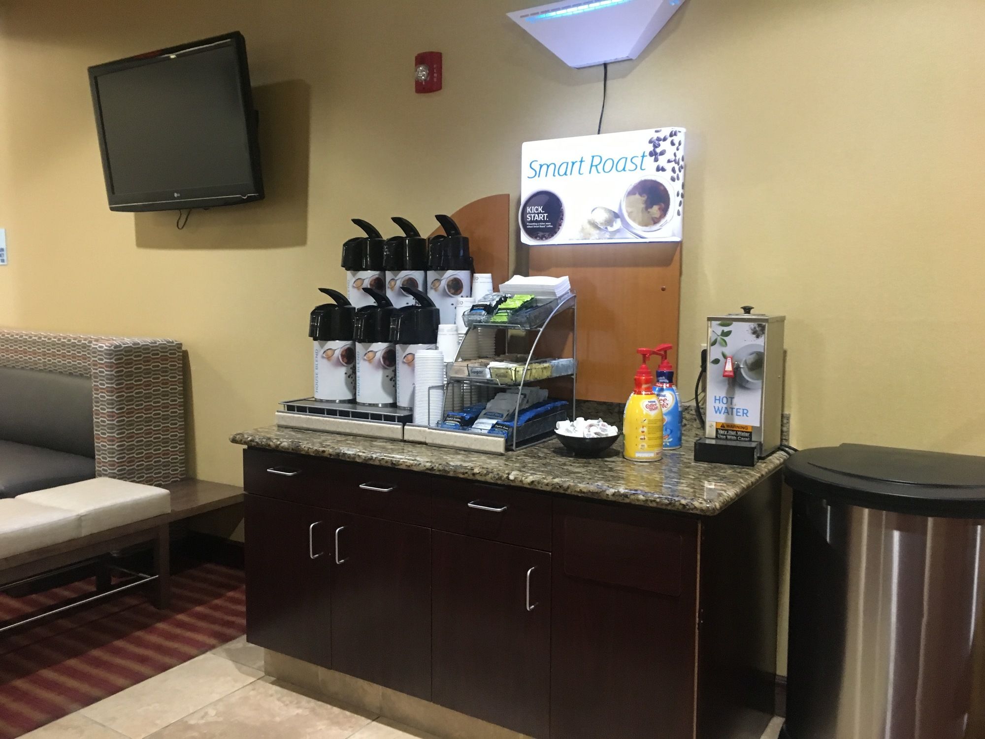 American Canyon Hotel Coupons for American Canyon, California