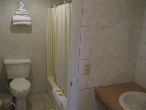 Homing Inn in Boynton Beach, FL