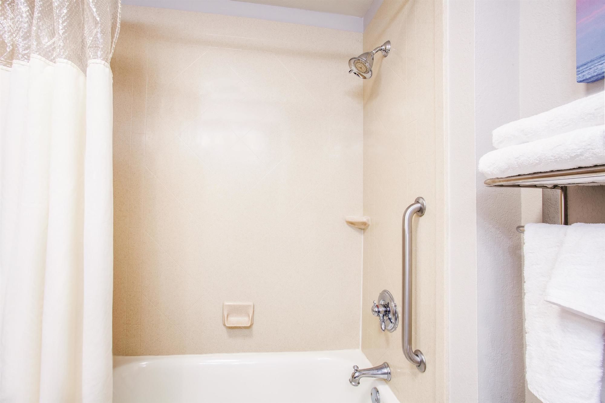 La Quinta Inn & Suites Ft. Walton Beach in Ft Walton Beach, FL