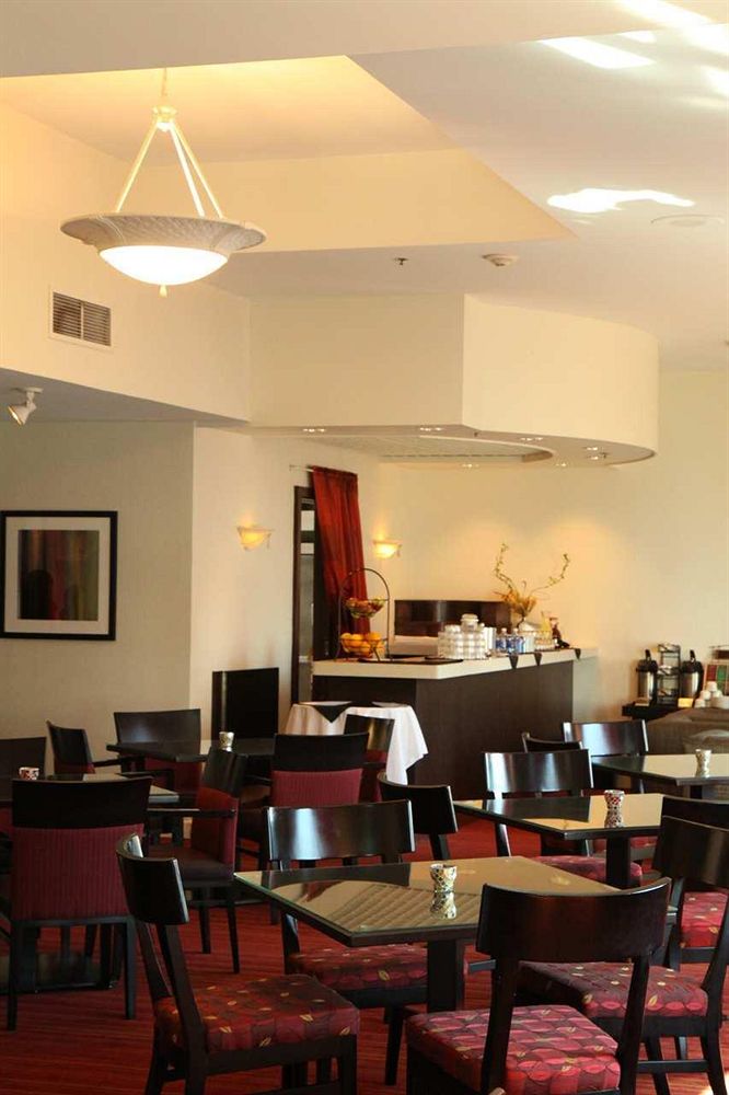 Discount Coupon for DoubleTree by Hilton Hotel Rochester Mayo Clinic