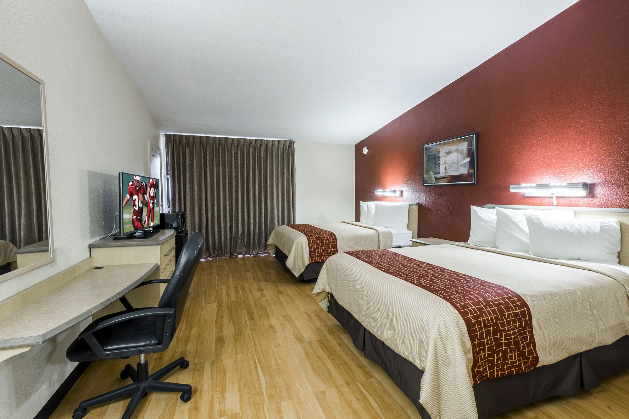 Discount Coupon for Red Roof Inn & Suites Brunswick I95 in Brunswick