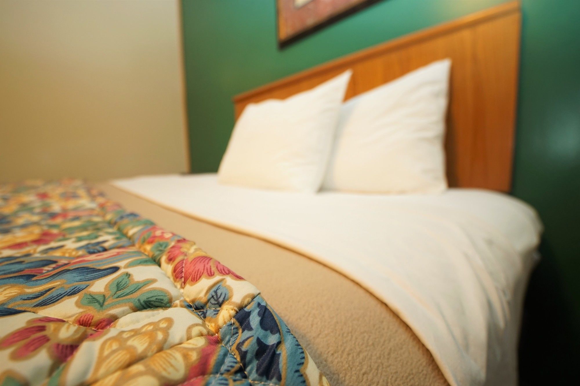 Royal Inn in Hudson, WI