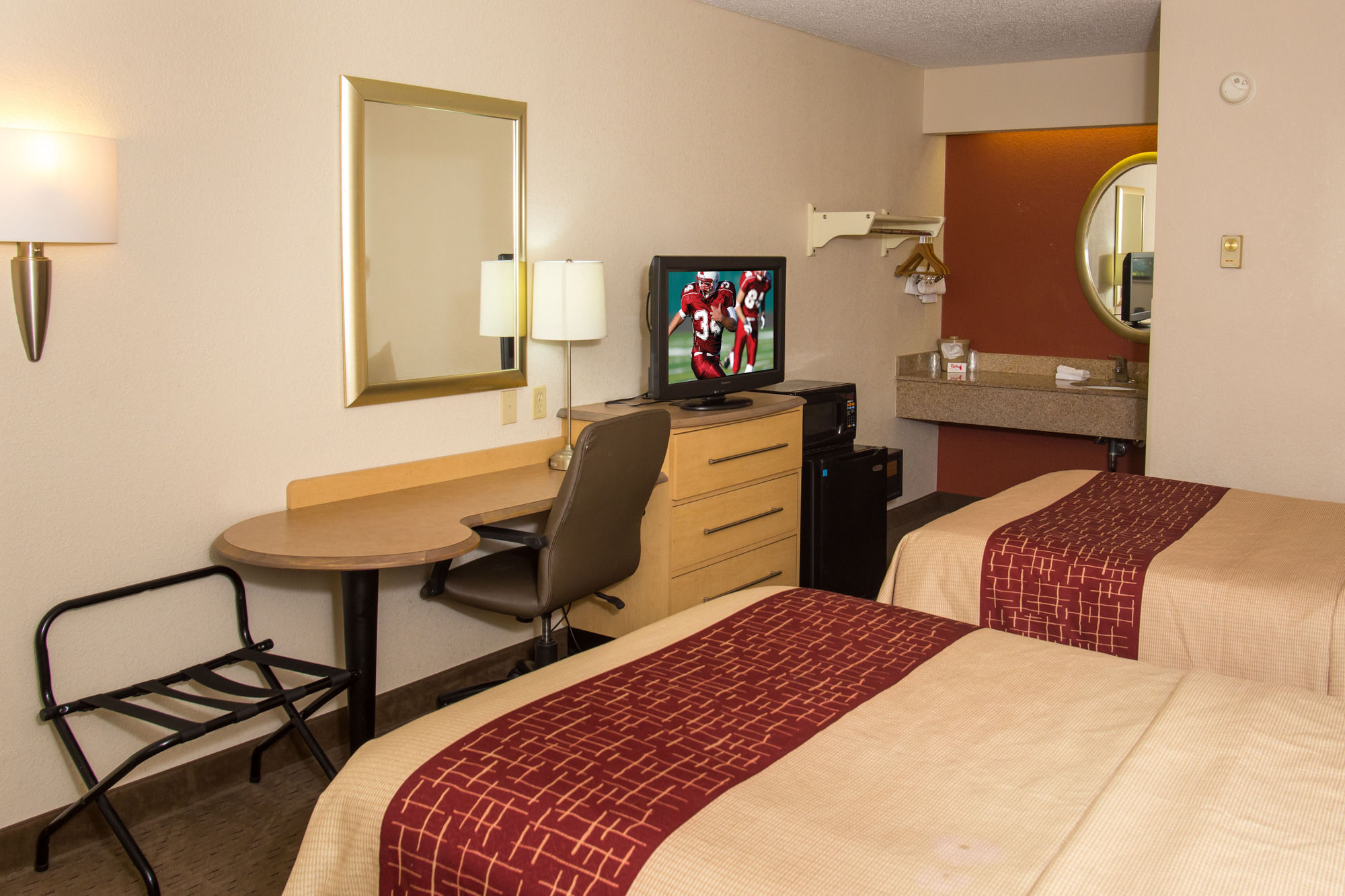 Discount Coupon for Red Roof Inn Tucson South in Tucson, Arizona Save