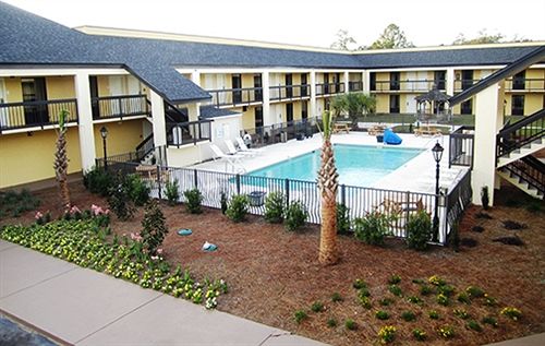 Clarion Inn Mt. Pleasant - Charleston in Mt Pleasant, SC