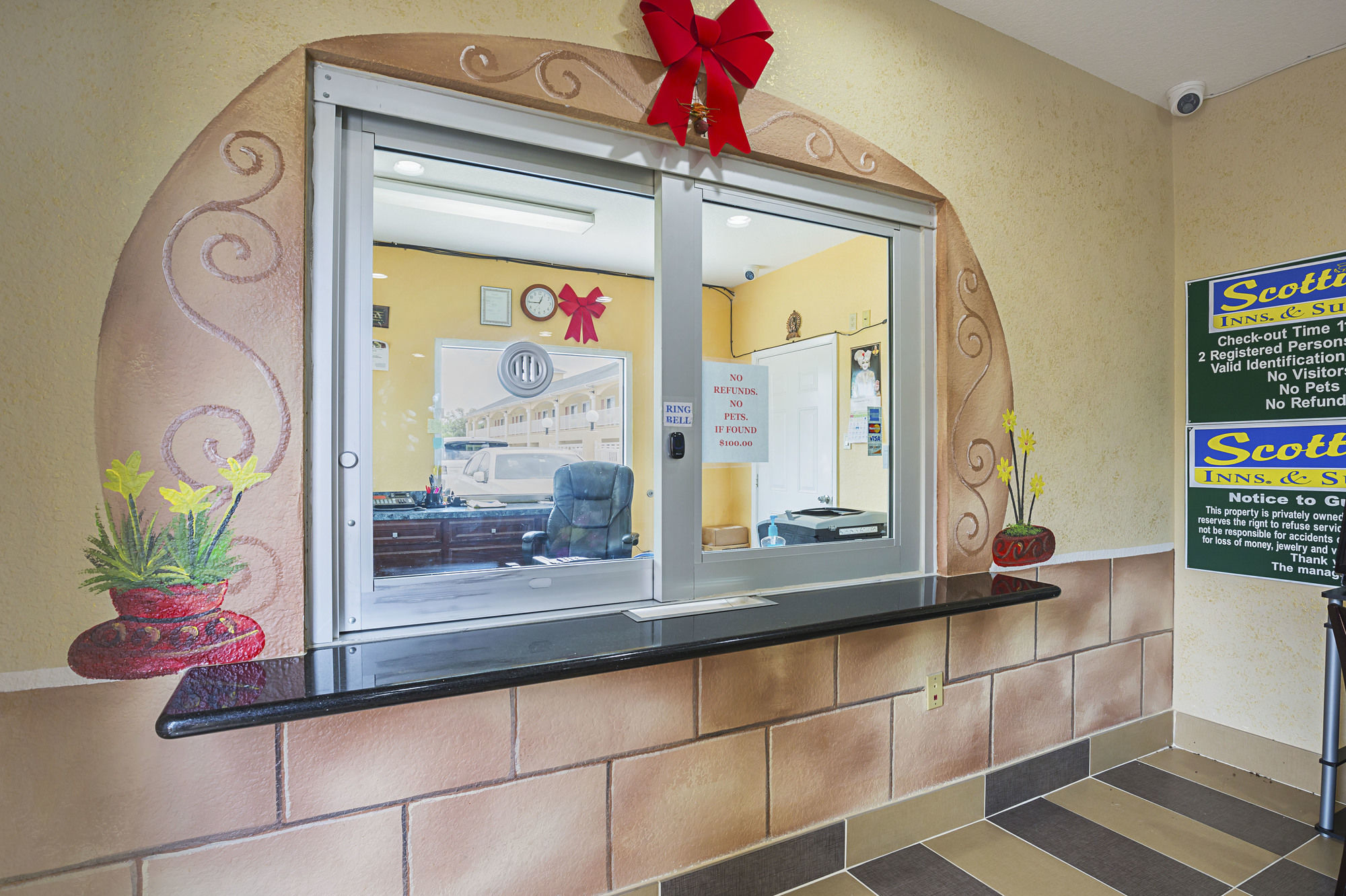 Discount Coupon for Scottish Inn & Suites Baytown in Baytown, Texas