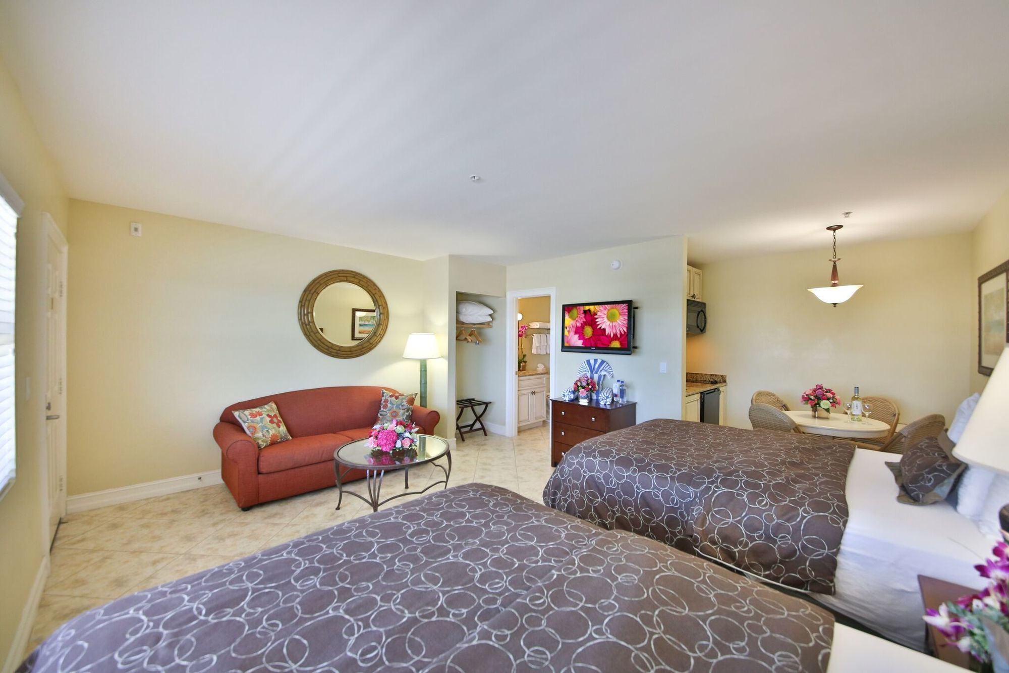 Discount Coupon for The Neptune Resort in Ft Myers Beach, Florida