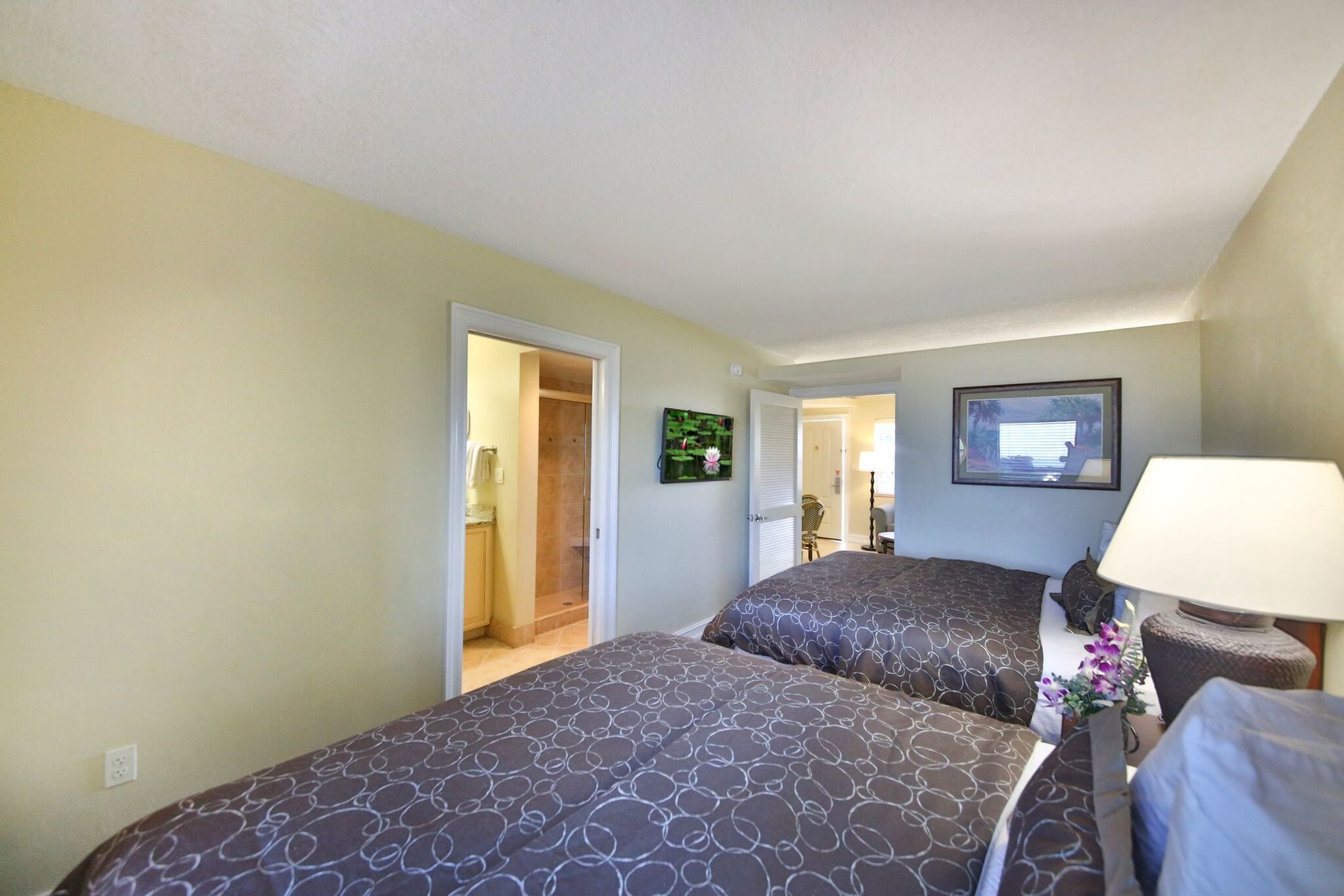 Discount Coupon for The Neptune Resort in Ft Myers Beach, Florida