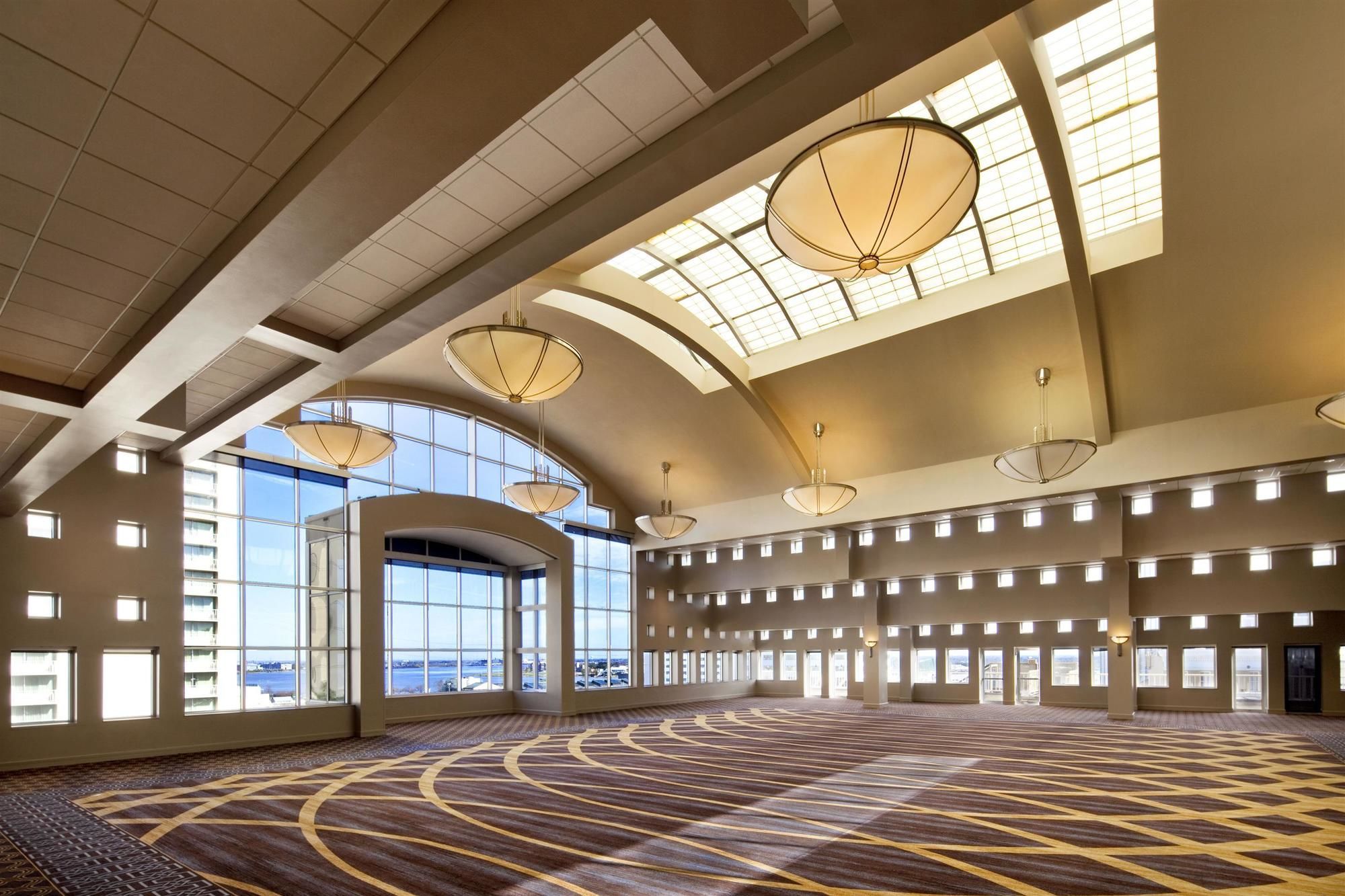 Discount Coupon for Sheraton New Orleans Hotel in New Orleans