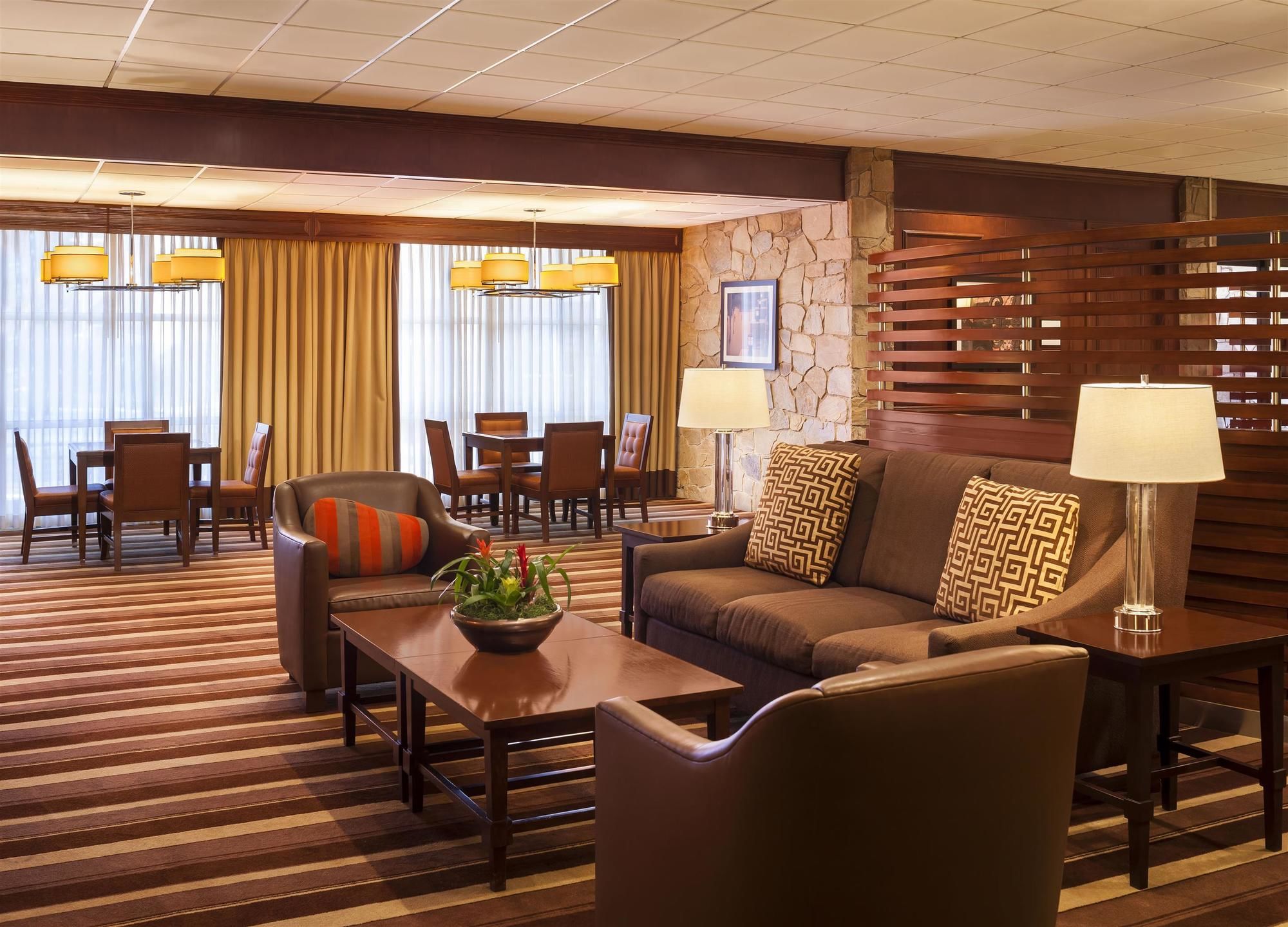 Discount Coupon for Sheraton Providence Airport Hotel in Warwick, Rhode Island Save Money!