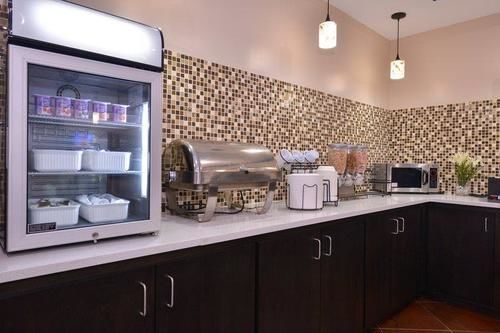 Best Western Plus Savannah Airport Inn & Suites in Pooler, GA