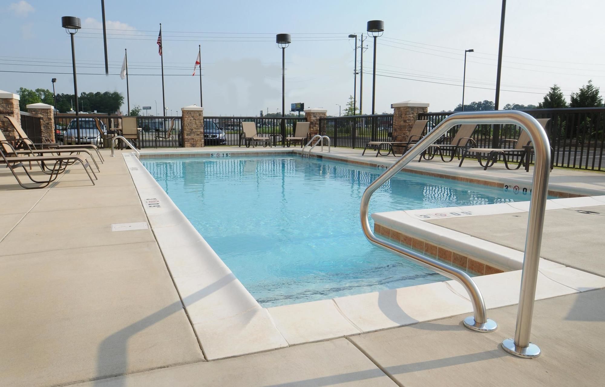 Discount Coupon for Hampton Inn GadsdenAttalla I59 in Gadsden