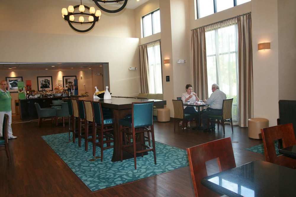 Port Allen Hotel Coupons for Port Allen, Louisiana