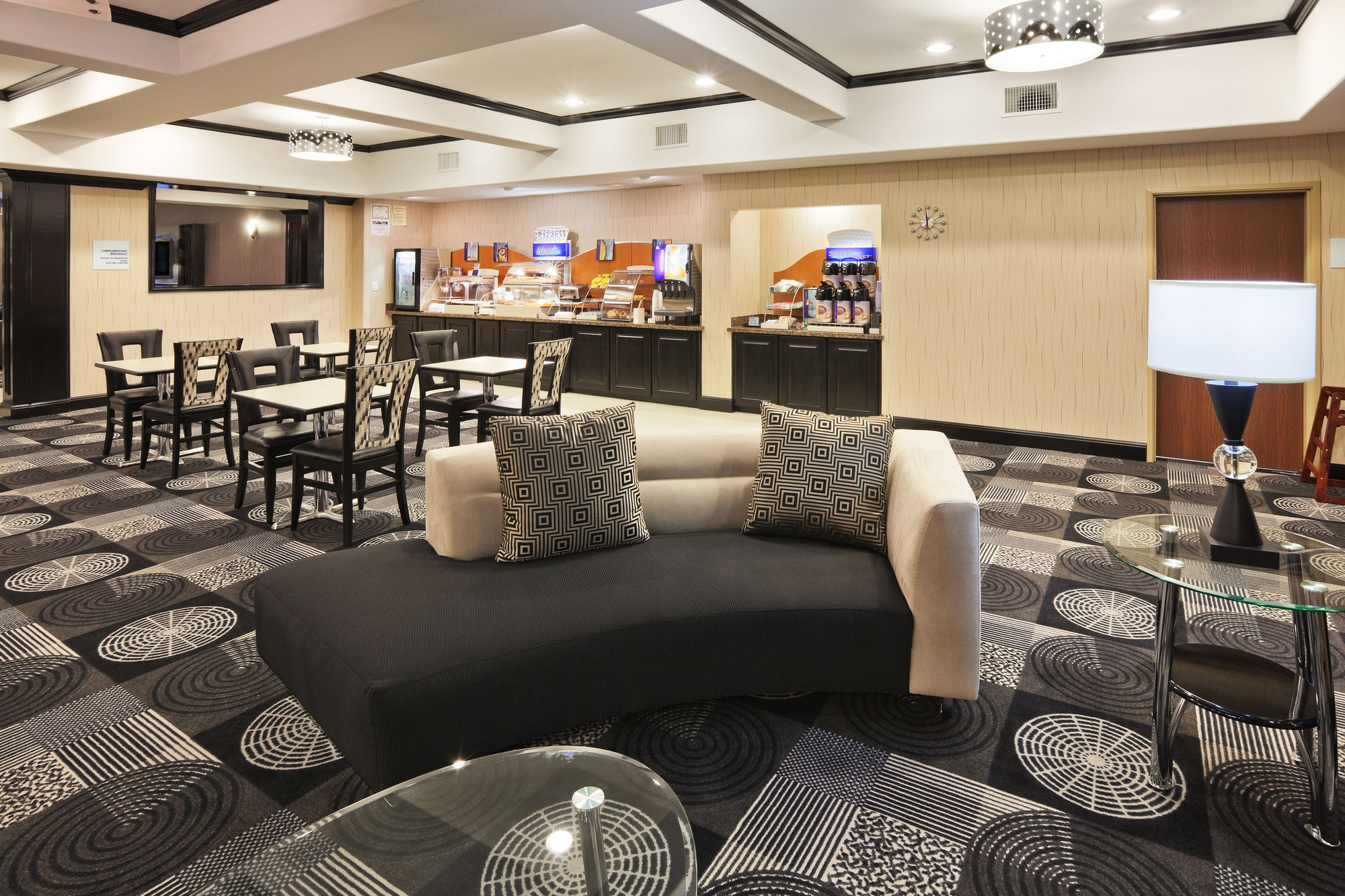 Discount Coupon for Holiday Inn Express Hotel & Suites JACKSONVILLE in