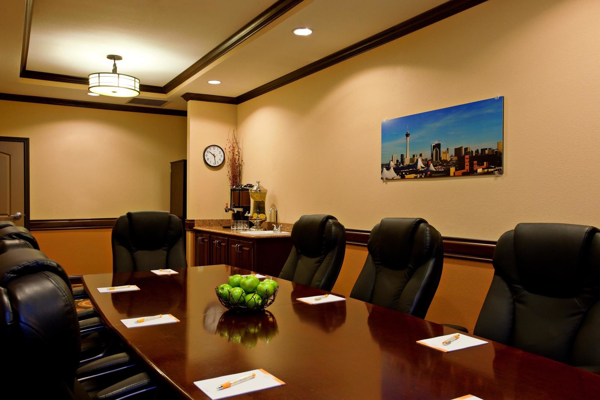 Discount Coupon for La Quinta Inn & Suites Las Vegas Airport South in