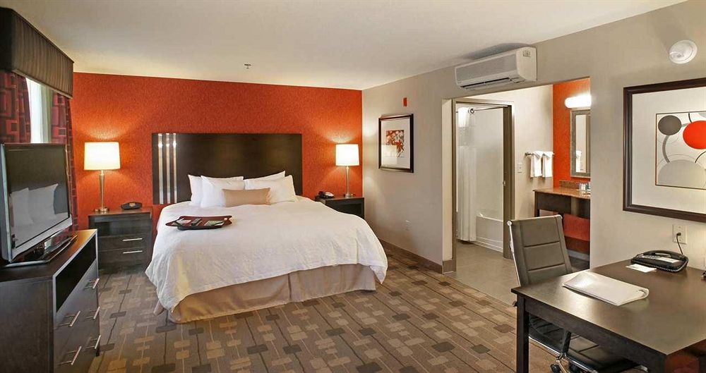 Discount Coupon for Hampton Inn and Suites Richmond/Glenside in