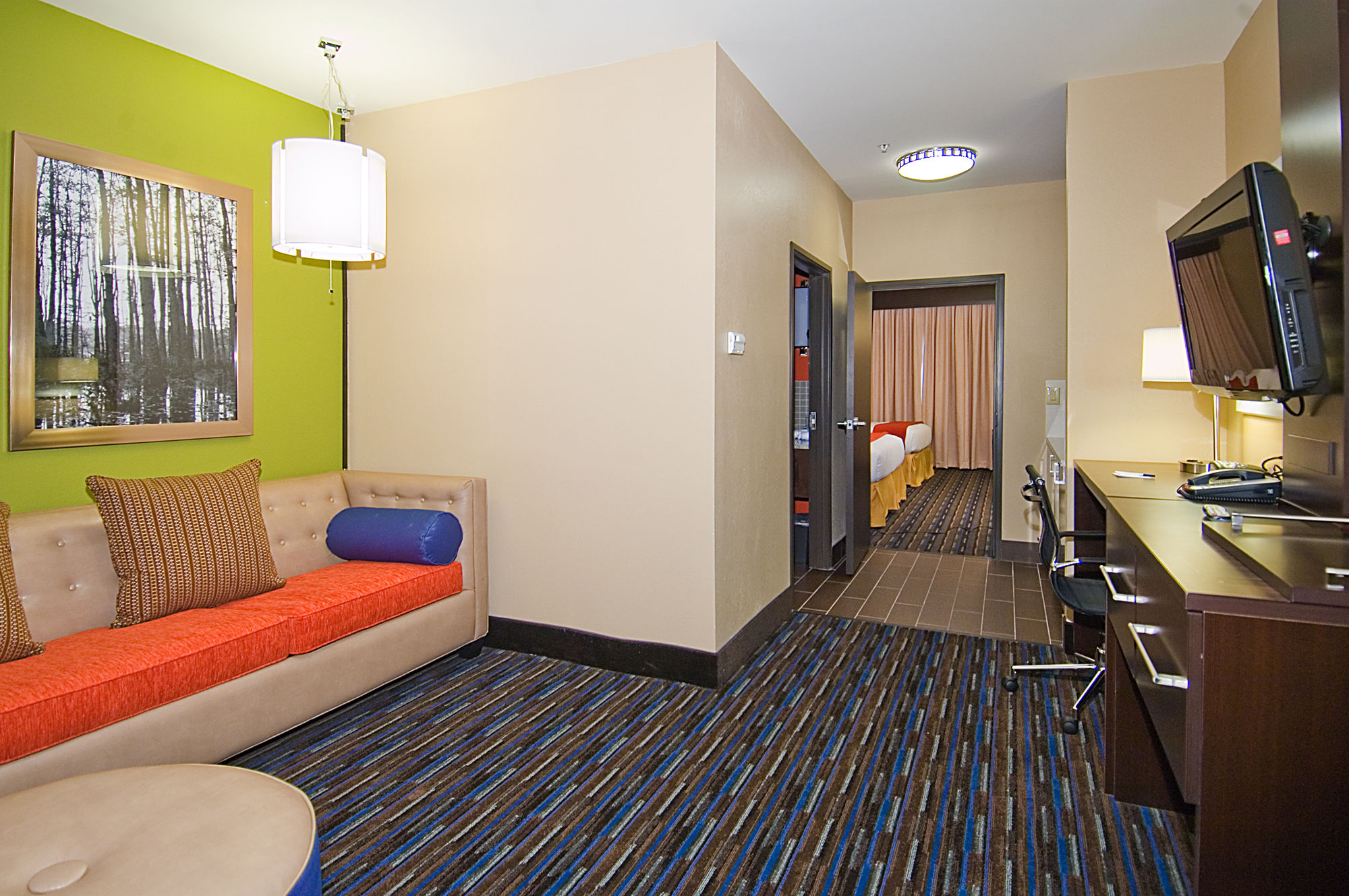 Discount Coupon for Holiday Inn Express Hotel & Suites Fulton in Fulton