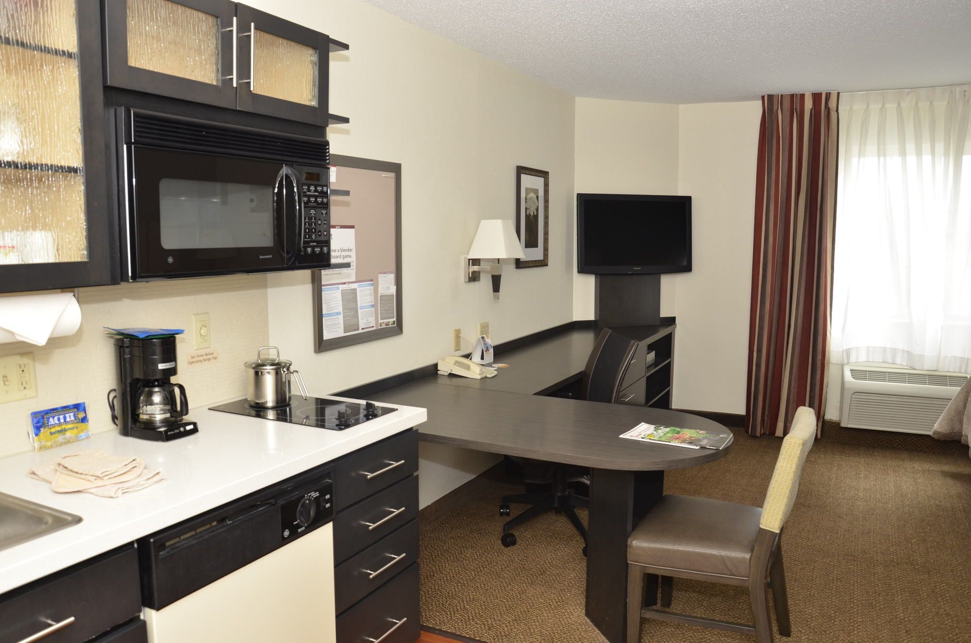 Candlewood Suites Detroit-Warren in Warren, MI