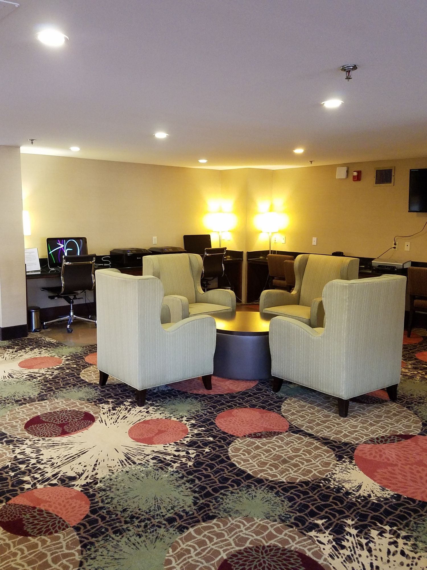 Discount Coupon for Radisson Hotel DetroitFarmington Hills in