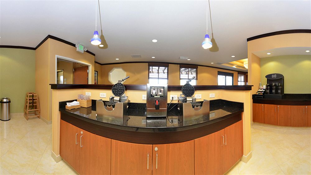 Fairfield Inn & Suites Santa Cruz - Capitola in Capitola, ca