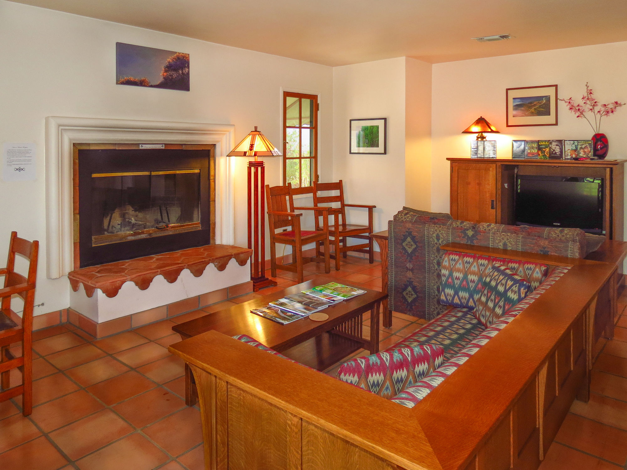 Discount Coupon for Topanga Canyon Inn Bed and Breakfast in Calabasas