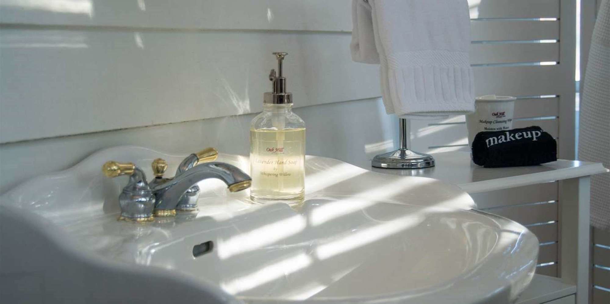 Oak Hill on Love Lane in Waynesville, nc