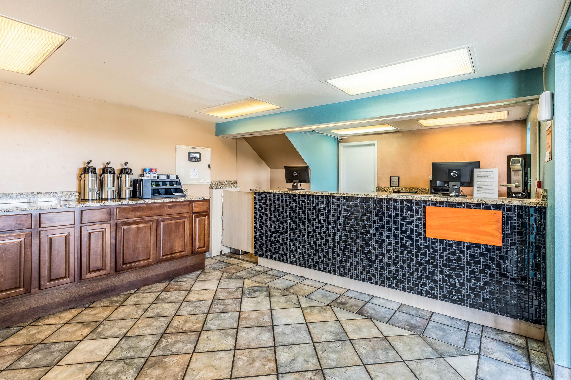 Discount Coupon for Knights Inn Tampa Fairgrounds in Tampa, Florida